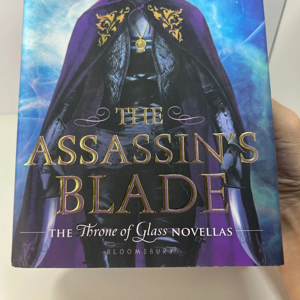 The Assassin's Blade Hardcover by Sarah J. Maas Throne of Glass